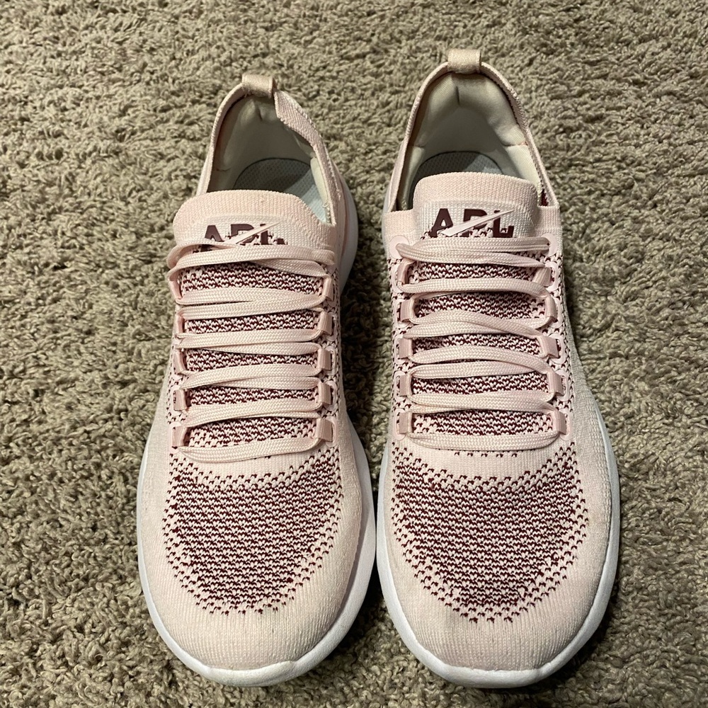 APL Women's TechLoom Breeze Sneakers Women’s Size 8